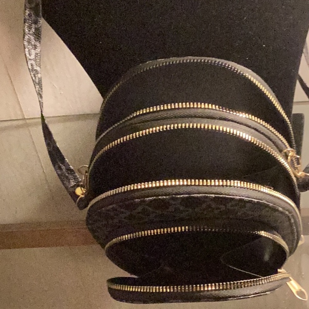 Chic Black Patterned Crossbody Bag $17 - Picture 3 of 5